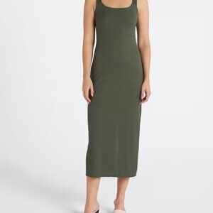 Gilli Gemma Sleeveless Fitted‎ Dress w/ Closed Back olive  green